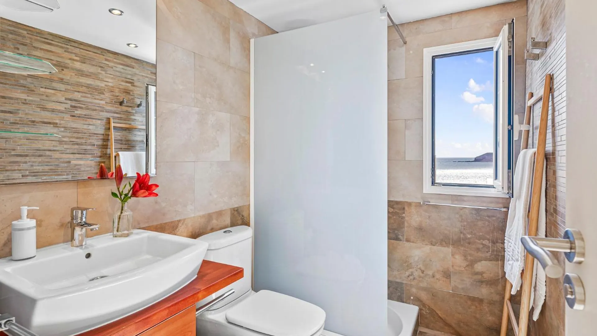 Medano4You Sky Suite El Medano